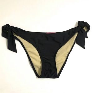 GUC Maternal America side tie bikini bottoms sz S